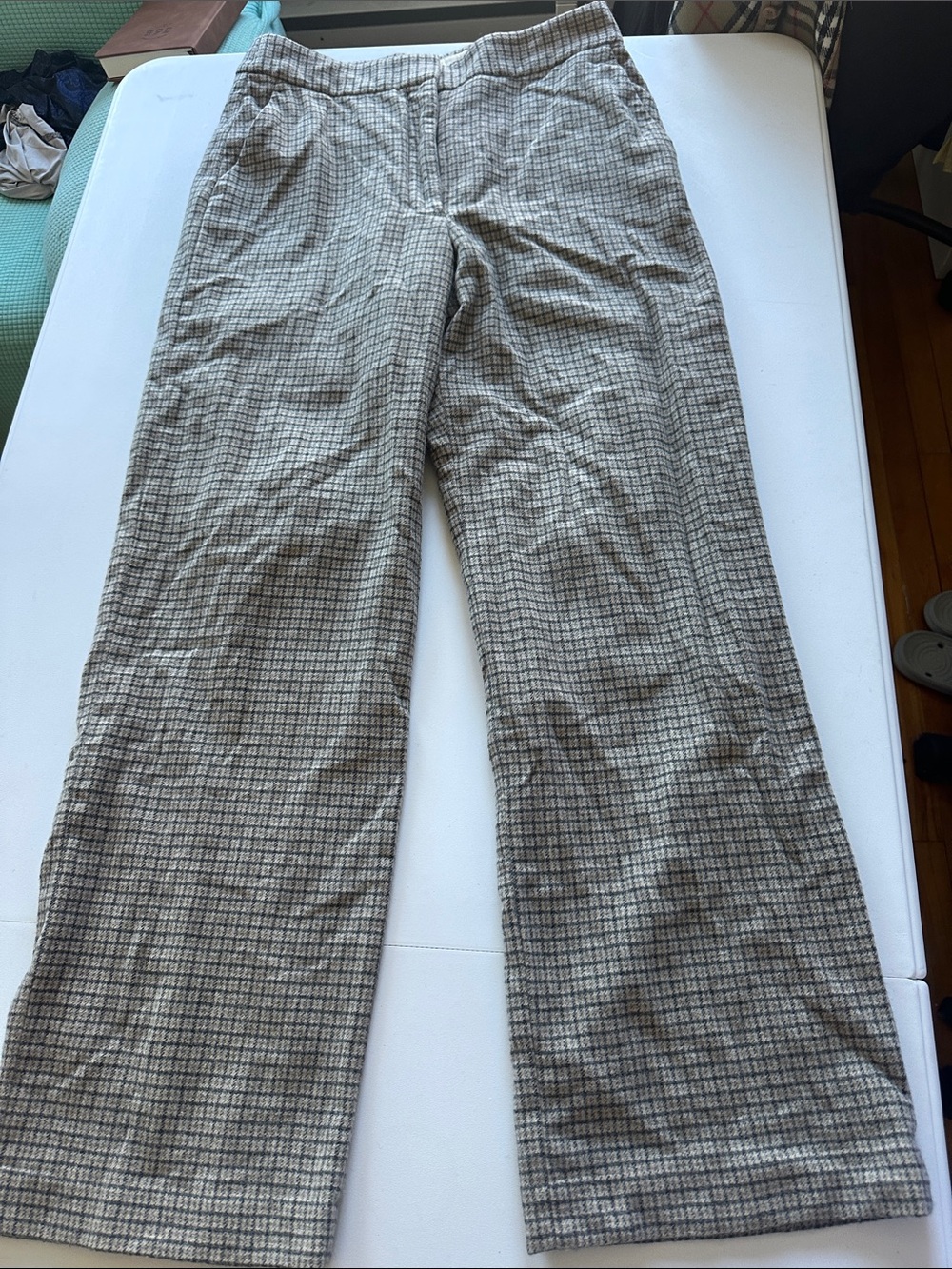 Wilfred Women's Plaid Wide-Leg Pants in Beige and Gray